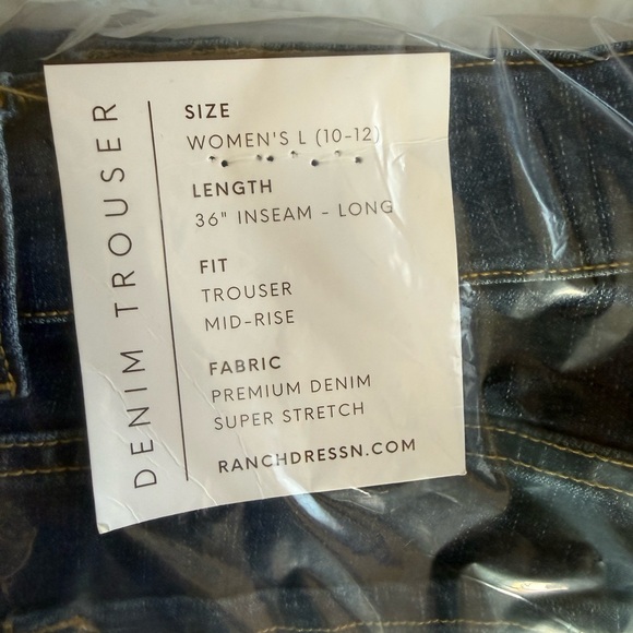 Ranch Dressn’ Women's Mia trousers white Embroidered Jeans - Picture 4 of 5